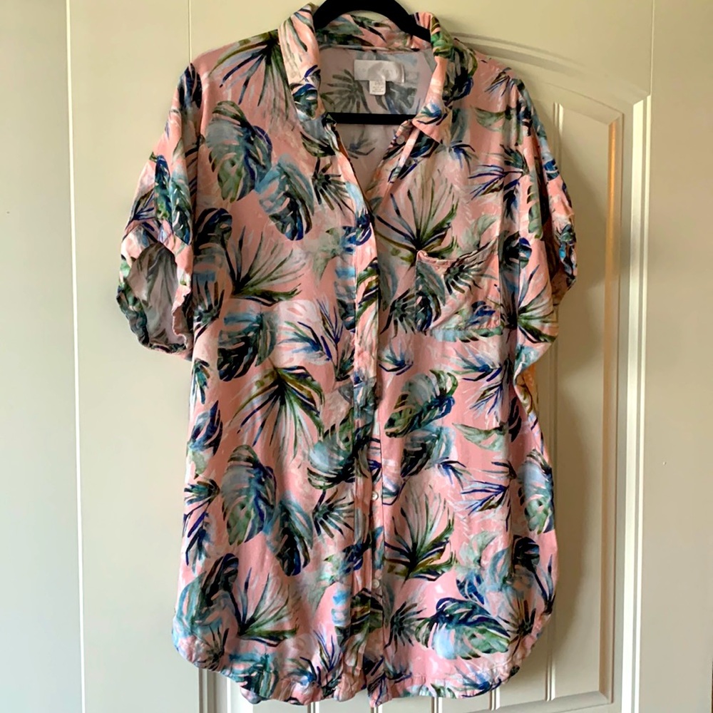 Tori Praver Button Up Short Sleeve Tropical Shirt - Size XS/S.